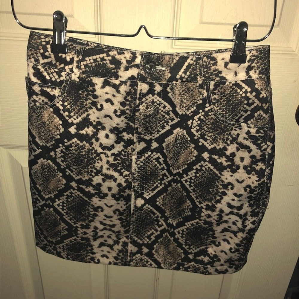 snakeskin mini skirt